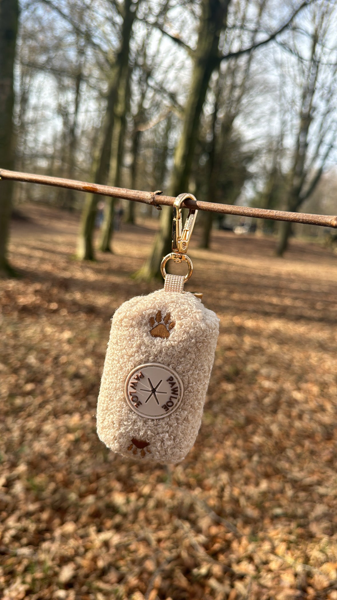 Teddy Paw poopbag holder
